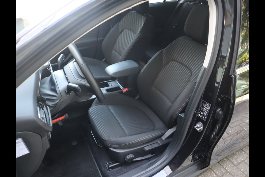 Ford Focus 1.0 EcoBoost Hybrid Titanium Carplay / Elekramen / Airco / Pdc