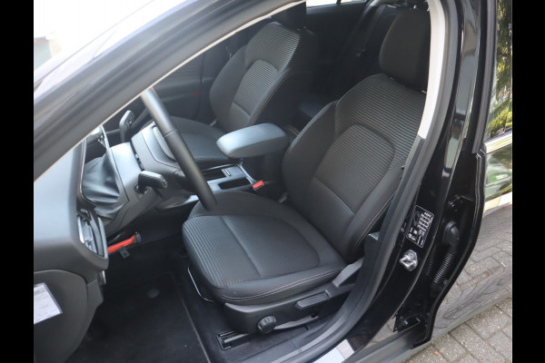 Ford Focus 1.0 EcoBoost Hybrid Titanium Carplay / Elekramen / Airco / Pdc