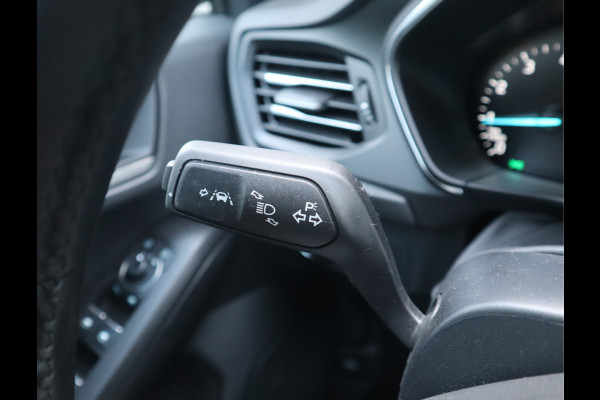 Ford Focus 1.0 EcoBoost Hybrid Titanium Carplay / Elekramen / Airco / Pdc