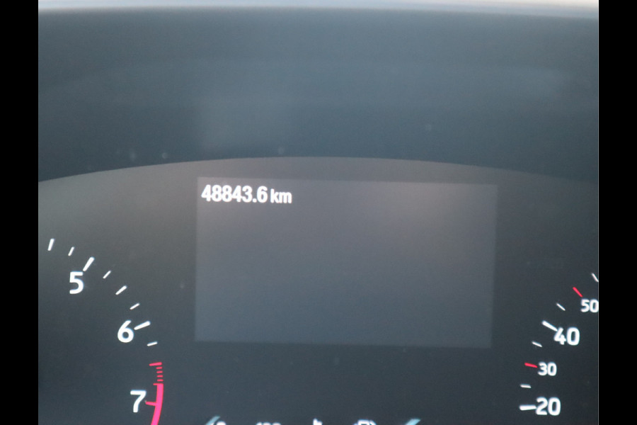 Ford Focus 1.0 EcoBoost Hybrid Titanium Carplay / Elekramen / Airco / Pdc