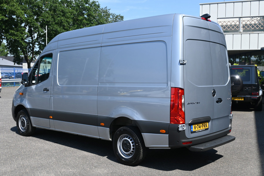 Mercedes-Benz Sprinter 317 CDI L2H2 Pro HD Led, Geveerde stoel, MBUX Navigatie, Etc.