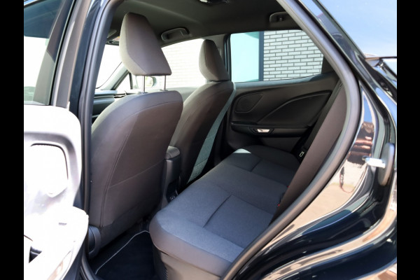 Lexus LBX 2WD Comfort & Safety | Stoelverwarming | Dodehoek | Parkeersenso