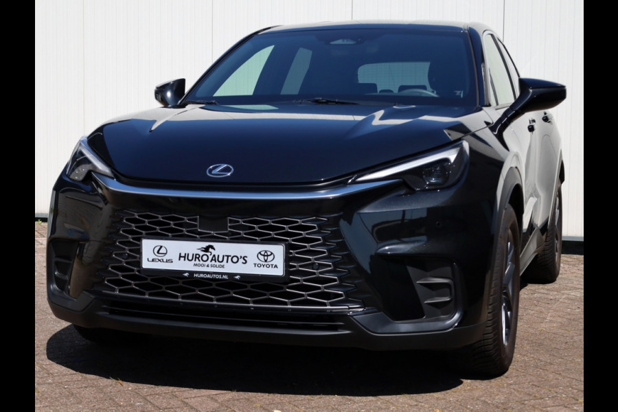 Lexus LBX 2WD Comfort & Safety | Stoelverwarming | Dodehoek | Parkeersenso