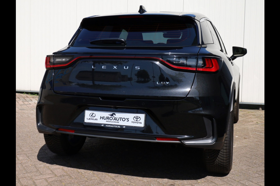 Lexus LBX 2WD Comfort & Safety | Stoelverwarming | Dodehoek | Parkeersenso