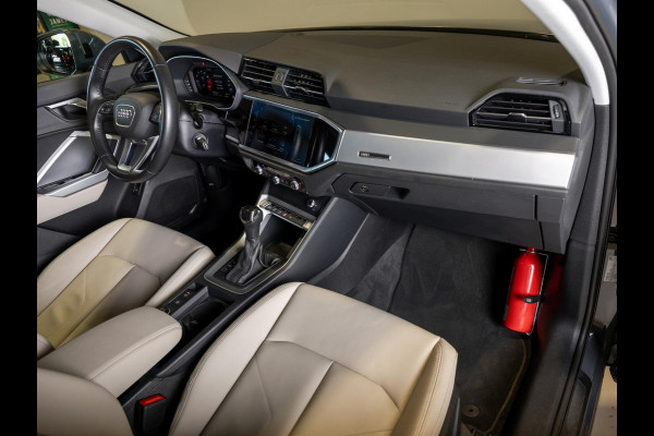 Audi Q3 Sportback 35 TFSI Business Edition / 150pk / Leder / Dodehoek herkenning / Stoelverwarming /