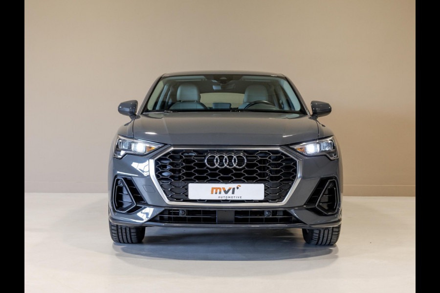 Audi Q3 Sportback 35 TFSI Business Edition / 150pk / Leder / Dodehoek herkenning / Stoelverwarming /