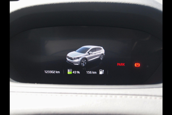 Škoda ENYAQ iV 80 | Panoramadak | Head-Up Display | Trekhaak | Camera | ACC |