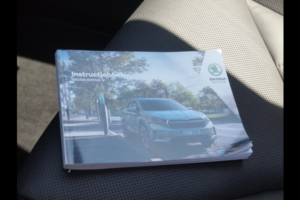 Škoda ENYAQ iV 80 | Panoramadak | Head-Up Display | Trekhaak | Camera | ACC |
