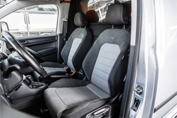 Volkswagen Caddy 2.0 TDI 185 PK DSG R-Line | Camera | CarPlay | Alarm | ACC | Lane Assist | Trekhaak | Navigatie | PDC | DAB | Nieuwe APK | NAP Logisch