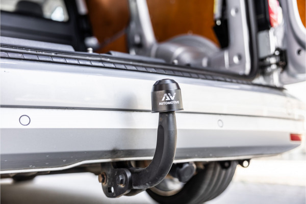 Volkswagen Caddy 2.0 TDI 185 PK DSG R-Line | Camera | CarPlay | Alarm | ACC | Lane Assist | Trekhaak | Navigatie | PDC | DAB | Nieuwe APK | NAP Logisch