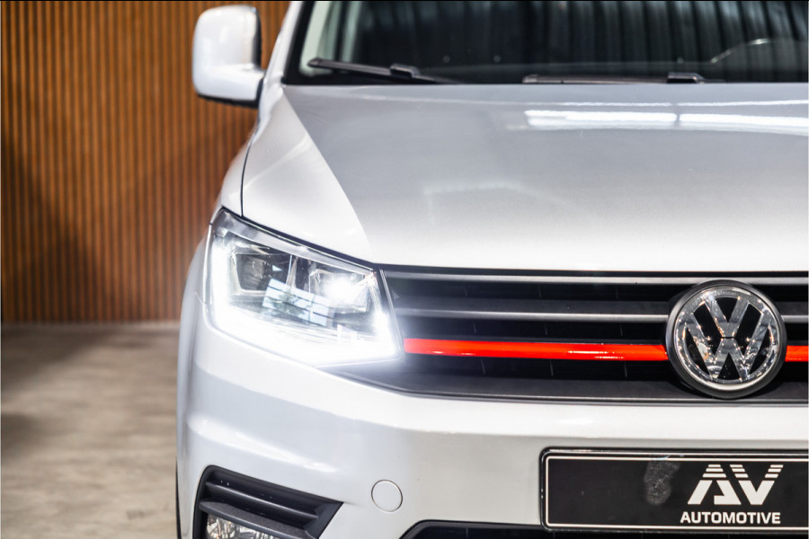 Volkswagen Caddy 2.0 TDI 185 PK DSG R-Line | Camera | CarPlay | Alarm | ACC | Lane Assist | Trekhaak | Navigatie | PDC | DAB | Nieuwe APK | NAP Logisch