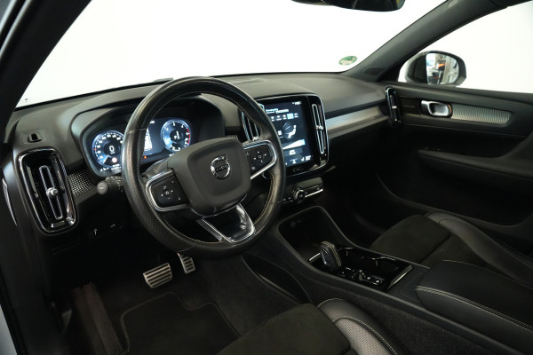 Volvo XC40 2.0 D3 R-Design Cruise/Climate 20''LM Harman&Kardon 24 Maanden garantie* (Vraag naar de voorwaarden)