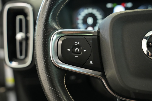 Volvo XC40 2.0 D3 R-Design Cruise/Climate 20''LM Harman&Kardon 24 Maanden garantie* (Vraag naar de voorwaarden)
