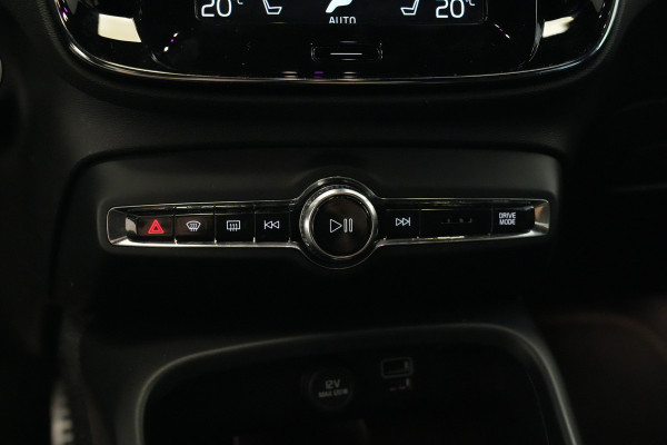 Volvo XC40 2.0 D3 R-Design Cruise/Climate 20''LM Harman&Kardon 24 Maanden garantie* (Vraag naar de voorwaarden)