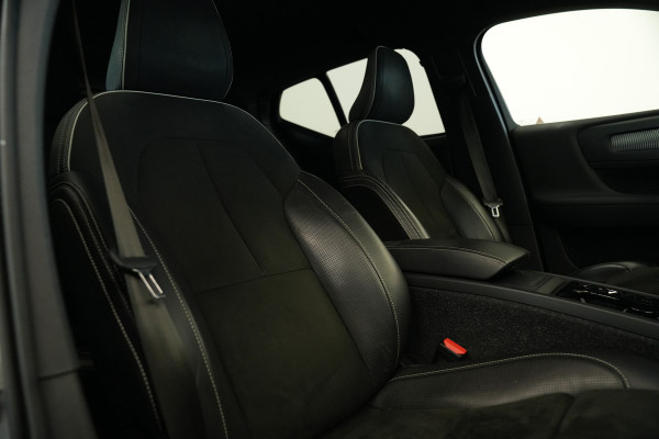 Volvo XC40 2.0 D3 R-Design Cruise/Climate 20''LM Harman&Kardon 24 Maanden garantie* (Vraag naar de voorwaarden)