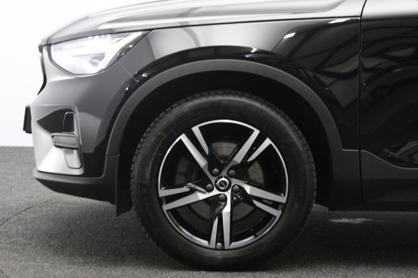 Volvo XC40 2.0 B3 164 PK Plus Dark, Harman/Kardon, Leder, Trekhaak, Memory, Camera