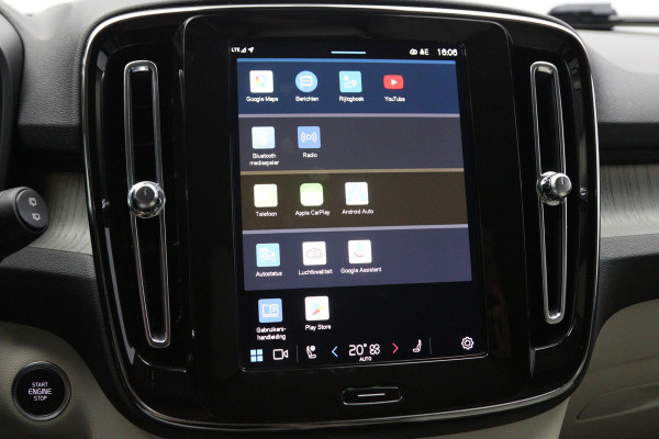 Volvo XC40 2.0 B3 164 PK Plus Dark, Harman/Kardon, Leder, Trekhaak, Memory, Camera