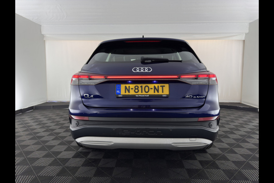 Audi Q4 e-tron 40 Launch Edition Advanced 77 kWh [ 3-Fase-11kW ] {SoH-93%} (INCL-BTW) Aut. *NAVI-FULLMAP | MATRIX-LED | KEYLESS | CAMERA | AUDI-SOUND |  DIGI-COCKPIT | DAB | AMBIENTLIGHT | HEATED-SPORTSEATS | PRIVACY-GLASS | CRUISE | 19''ALU*