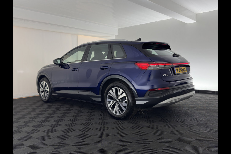 Audi Q4 e-tron 40 Launch Edition Advanced 77 kWh [ 3-Fase-11kW ] {SoH-93%} (INCL-BTW) Aut. *NAVI-FULLMAP | MATRIX-LED | KEYLESS | CAMERA | AUDI-SOUND |  DIGI-COCKPIT | DAB | AMBIENTLIGHT | HEATED-SPORTSEATS | PRIVACY-GLASS | CRUISE | 19''ALU*
