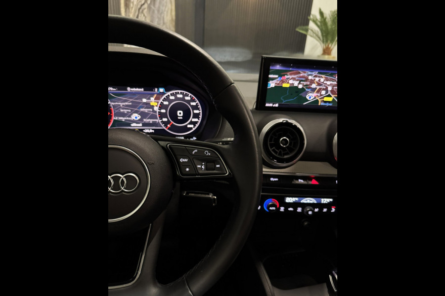 Audi Q2 35 TFSI S-line Black Optic|PANO|VIRTUAL|LEDER|BOMVOL