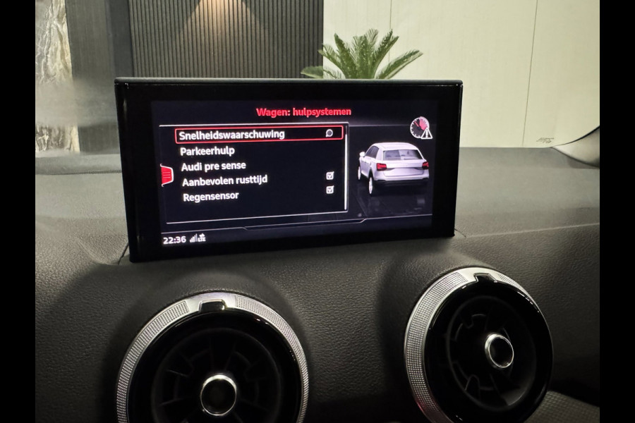 Audi Q2 35 TFSI S-line Black Optic|PANO|VIRTUAL|LEDER|BOMVOL