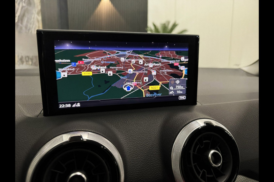Audi Q2 35 TFSI S-line Black Optic|PANO|VIRTUAL|LEDER|BOMVOL