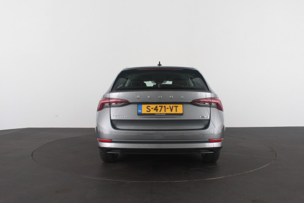 Škoda Octavia Combi 1.0 e-TSI Style > Trekhaak/Automaat/Adapt.cruise/All season banden