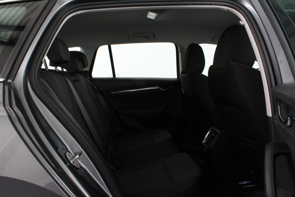 Škoda Octavia Combi 1.0 e-TSI Style > Trekhaak/Automaat/Adapt.cruise/All season banden