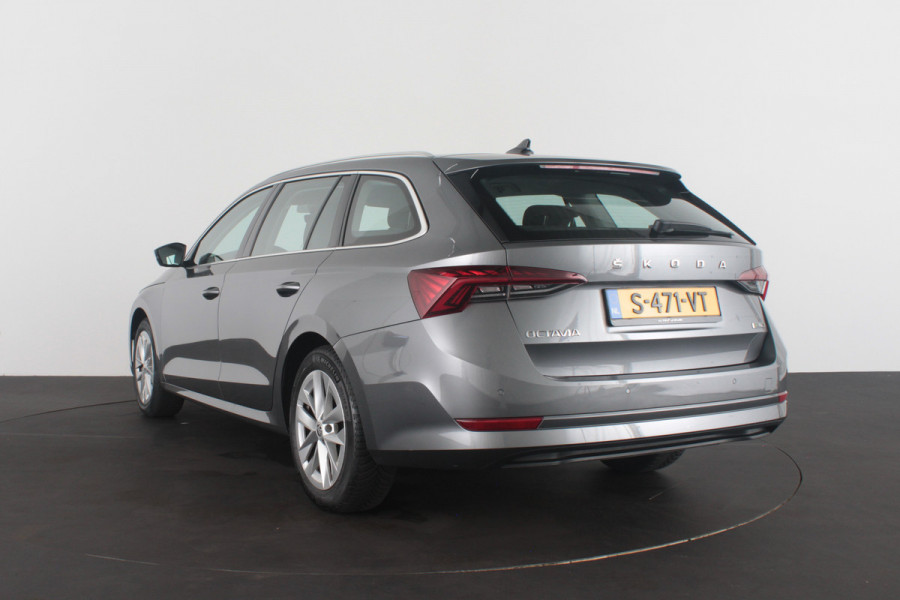 Škoda Octavia Combi 1.0 e-TSI Style > Trekhaak/Automaat/Adapt.cruise/All season banden
