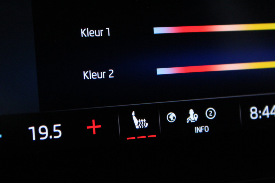 Škoda Octavia Combi 1.0 e-TSI Style > Trekhaak/Automaat/Adapt.cruise/All season banden
