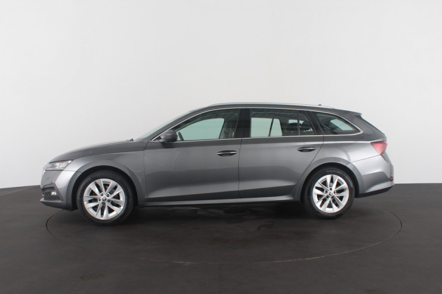 Škoda Octavia Combi 1.0 e-TSI Style > Trekhaak/Automaat/Adapt.cruise/All season banden