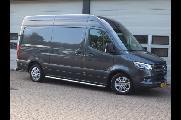 Mercedes-Benz Sprinter 319 CDI 3.0 V6 Euro 6 Automaat L2H2 - 3,5t KG Trekhaak - MBUX - LED