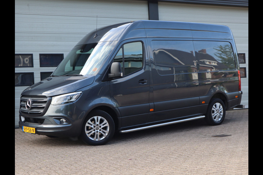Mercedes-Benz Sprinter 319 CDI 3.0 V6 Euro 6 Automaat L2H2 - 3,5t KG Trekhaak - MBUX - LED