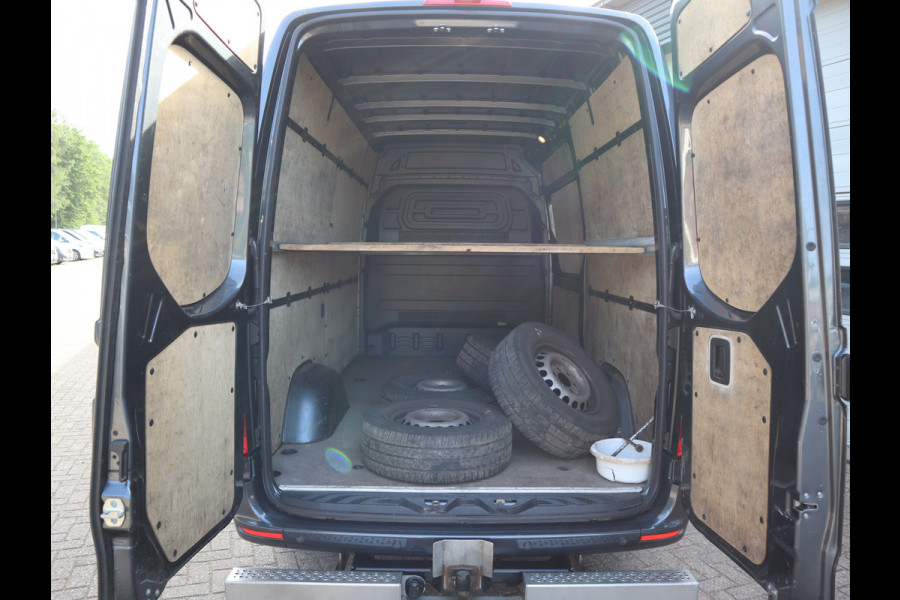 Mercedes-Benz Sprinter 319 CDI 3.0 V6 Euro 6 Automaat L2H2 - 3,5t KG Trekhaak - MBUX - LED