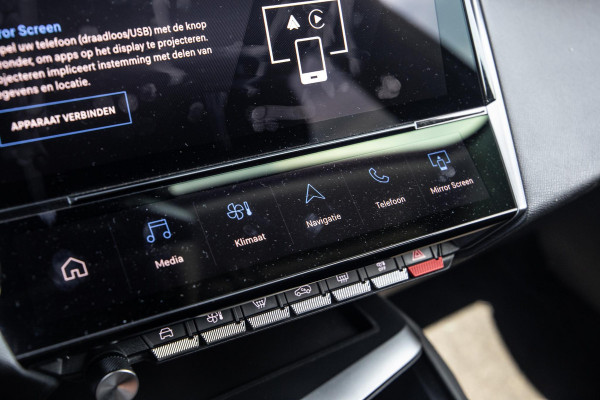 Peugeot 308 1.6 HYbrid 180 Allure Pack Business AIRCO / CRUISE CONTROLE / CARPLAY / PLUG IN HYBRID / STOELVERWARMING