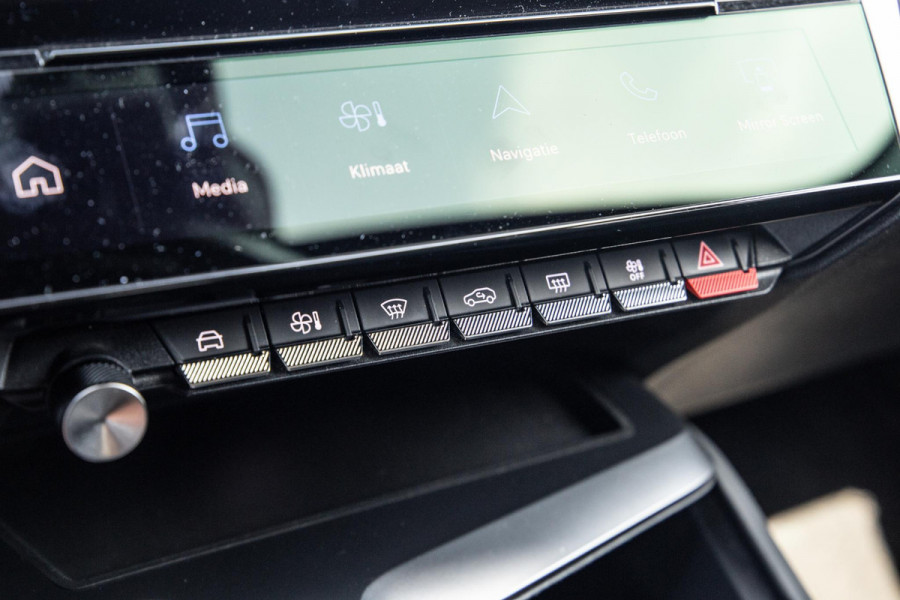 Peugeot 308 1.6 HYbrid 180 Allure Pack Business AIRCO / CRUISE CONTROLE / CARPLAY / PLUG IN HYBRID / STOELVERWARMING