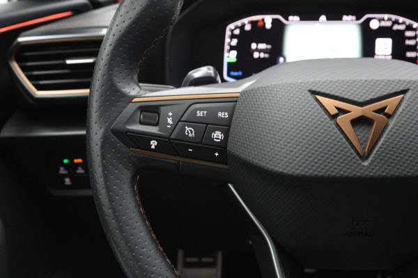 CUPRA Formentor 1.4 e-Hybrid VZ Copper Edition, Trekhaak, Camera, Adap. Cruise Control