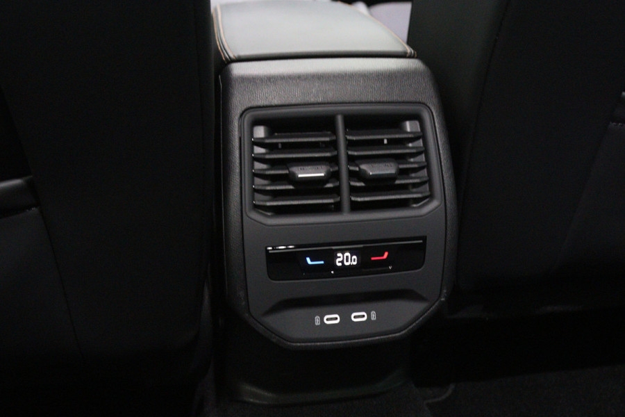 CUPRA Formentor 1.4 e-Hybrid VZ Copper Edition, Trekhaak, Camera, Adap. Cruise Control