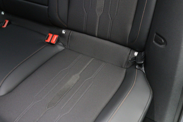 CUPRA Formentor 1.4 e-Hybrid VZ Copper Edition, Trekhaak, Camera, Adap. Cruise Control
