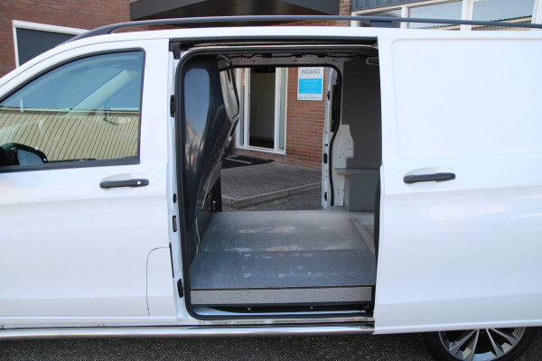 Mercedes-Benz Vito 114 CDI Lang / Automaat / Trekhaak / Dubbele schuif / Camera