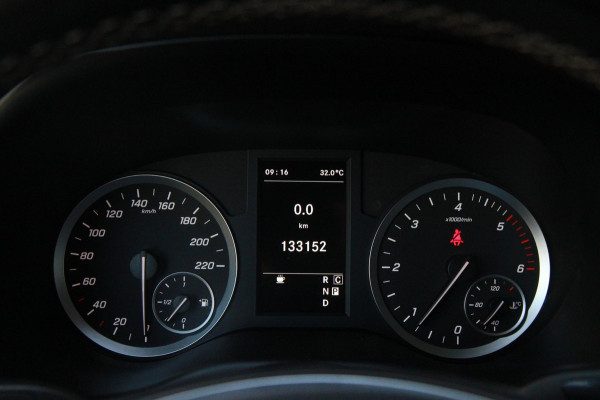 Mercedes-Benz Vito 114 CDI Lang / Automaat / Trekhaak / Dubbele schuif / Camera