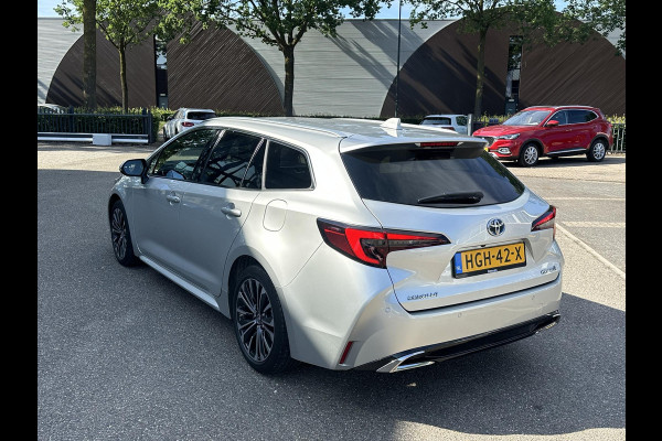 Toyota Corolla Touring Sports Hybrid 140 Business Plus VAN €29.900 VOOR €27.877 | UW WK-VOORDEEL €2.023| TOYOTA GARANTIE T/M 2034| AFNEEMBARE TREKHAAK| CAMERA| STOEL + STUURVERWARMING| VOORRUITVERWARMING|