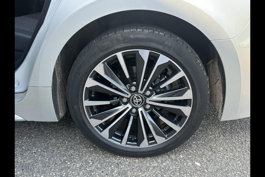 Toyota Corolla Touring Sports Hybrid 140 Business Plus VAN €29.900 VOOR €27.877 | UW WK-VOORDEEL €2.023| TOYOTA GARANTIE T/M 2034| AFNEEMBARE TREKHAAK| CAMERA| STOEL + STUURVERWARMING| VOORRUITVERWARMING|