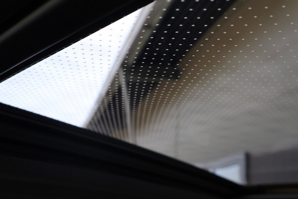 BMW X5 xDrive50e Launch Edition SKYLOUNGE | MASSAGE | STOELVERKOELING & VERWARMING | BOWERS & WILKINS | SFEERVERLICHTING | 360 CAMERA | CARPLAY | CARBON INTERIEUR | STUURVERWARMING |