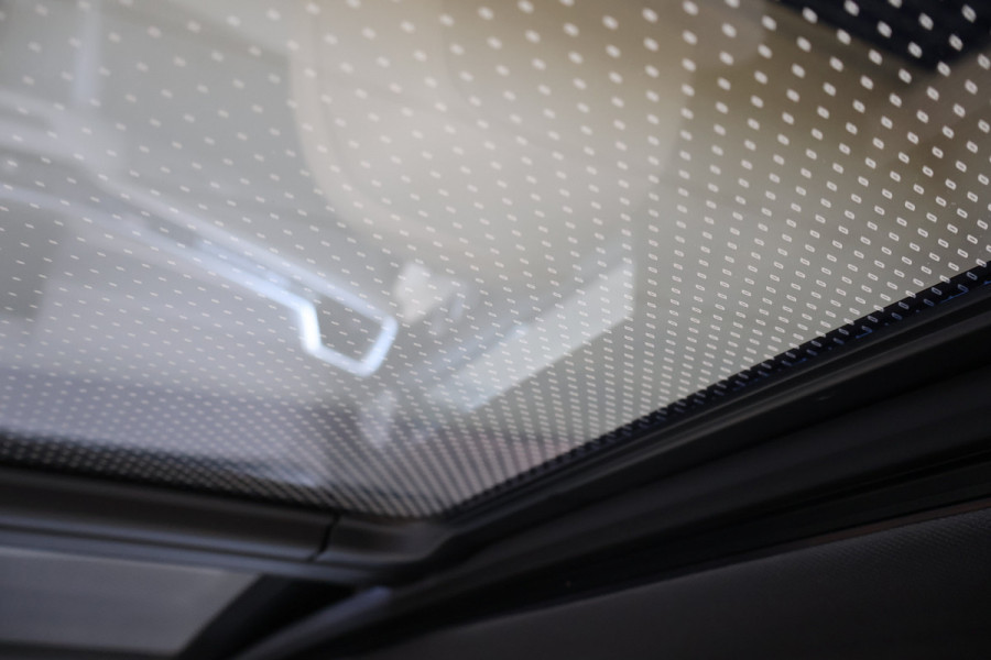 BMW X5 xDrive50e Launch Edition SKYLOUNGE | MASSAGE | STOELVERKOELING & VERWARMING | BOWERS & WILKINS | SFEERVERLICHTING | 360 CAMERA | CARPLAY | CARBON INTERIEUR | STUURVERWARMING |