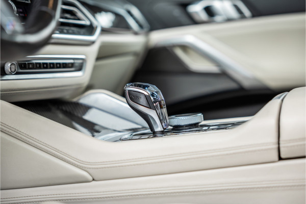 BMW X6 M50i High Executive - Origineel NL | BTW | M Sport | Panorama | Laser | H&K | Elek. Trekhaak | Memory