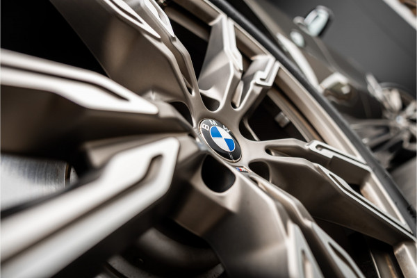 BMW X6 M50i High Executive - Origineel NL | BTW | M Sport | Panorama | Laser | H&K | Elek. Trekhaak | Memory