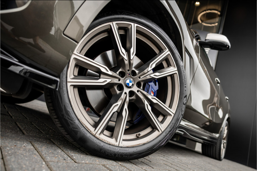 BMW X6 M50i High Executive - Origineel NL | BTW | M Sport | Panorama | Laser | H&K | Elek. Trekhaak | Memory