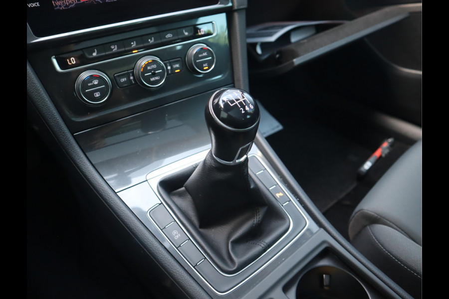 Volkswagen Golf Variant 1.5 TSI Comfortline Business Pano / Navi / ACC / PDC / Trekh / Carplay / Keurige auto