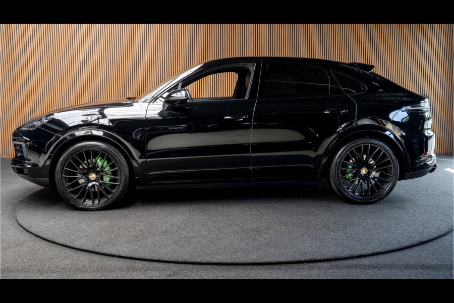 Porsche Cayenne Coupé 3.0 Pano Sportchrono 360 Luchtvering Leer Navi ACC 22'' LM velgen Memory seats Bose Stuurverwarming Elektr. bedienbare achterklep PDC LM velgen Stuurverwarming Stoelverwarming Zwarte binnenhemel Climate CarPlay